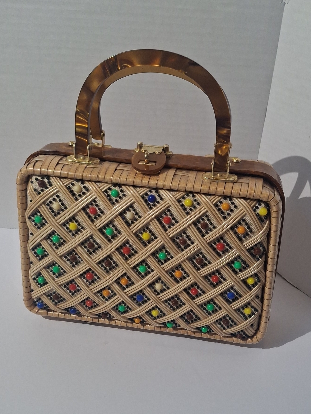 VTG 1960s Beaded Wicker Box Purse Lucite Handle Mid Century Retro